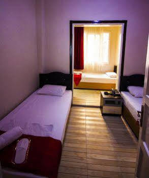 Cicek Palas Otel Izmir Exterior photo